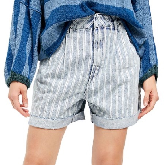 Free People High-rise Denim Shorts Size 29 - Picture 2 of 6